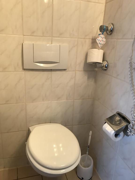 Hotel La Isla Кёльн Экстерьер фото